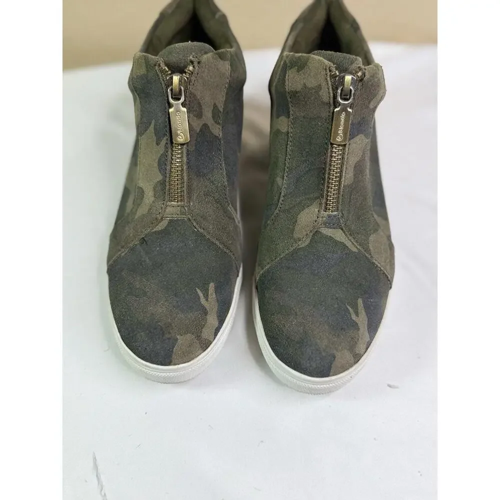 Blondo Waterproof Camo Sneakers Bootie Women 8 M Hightop Hidden Wedge Zip Glenda